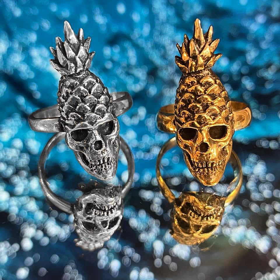 PINEAPPLE SKULL Sterling Silver Ring