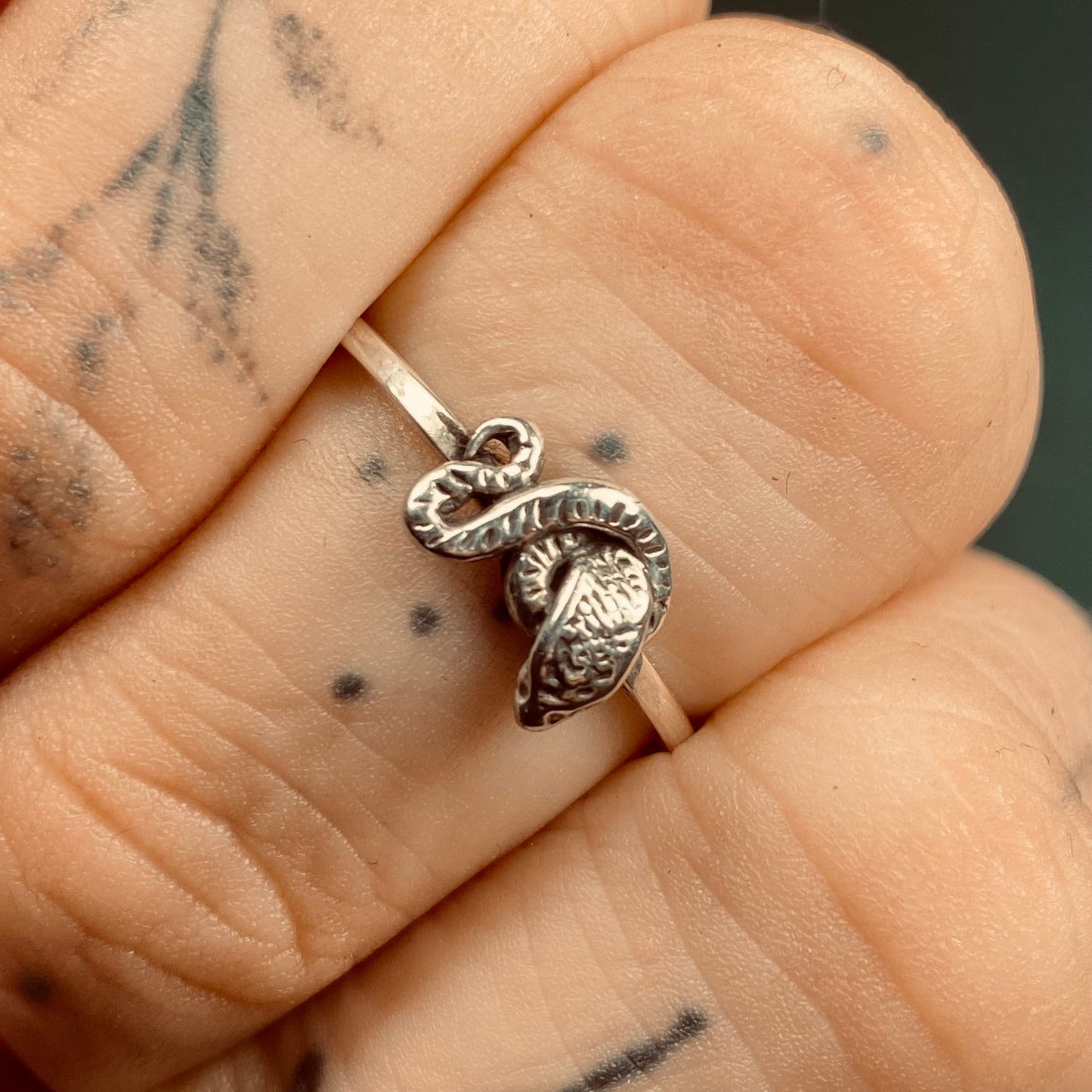 MEDUSAS SNAKE STACKER Sterling Silver Ring