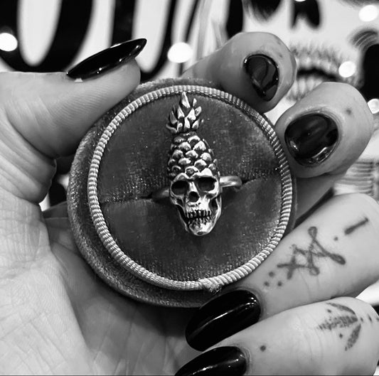 PINEAPPLE SKULL Sterling Silver Ring