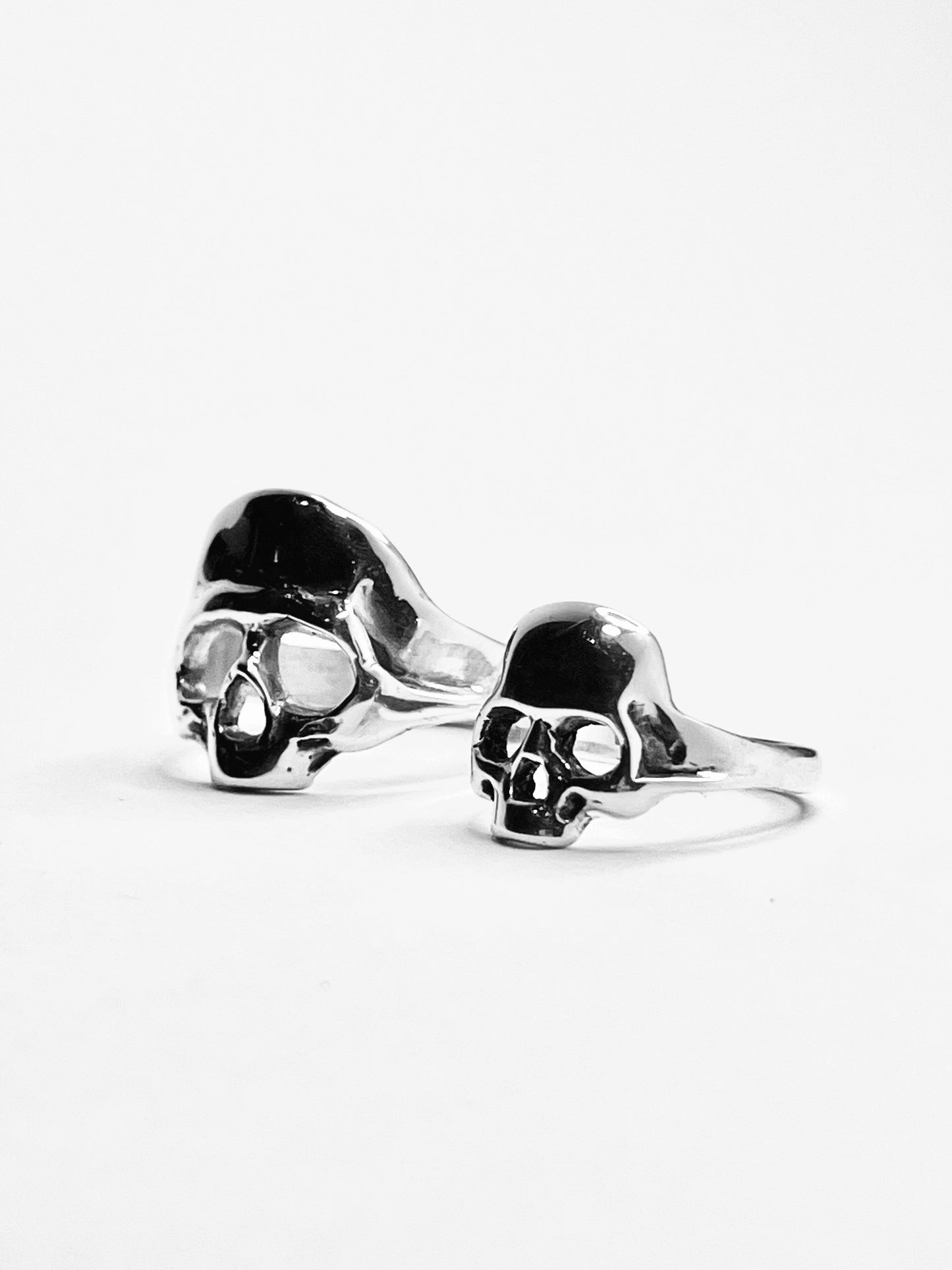 ARCANA Large Sterling Silver Skull Ring