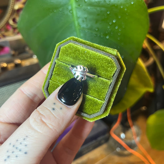 Mini DELICIOSA Monstera Sterling Silver Ring